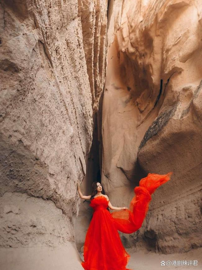 李施嬅分手了8个月 新篇章悄然开启