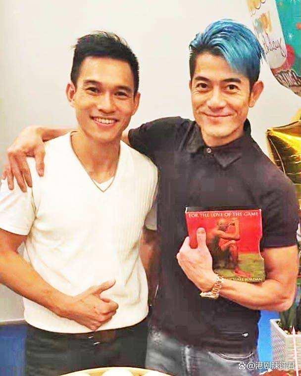 李施嬅分手了8个月 新篇章悄然开启